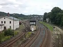 Blick auf die Nossener Bahnhofsgleise von der Bahnhofsbrücke aus