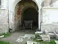 Ein 76&nbsp;mm „Sturmabwehr“-Geschütz M1910 im Novodevichy Convent in Moskau/Russland.