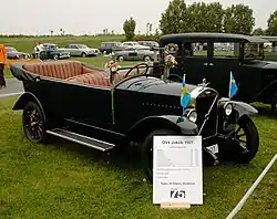 Volvo ÖV4 – erster Serien-Volvo, im Kühler bereits das Logo von Volvo, darüber der Schriftzug Penta