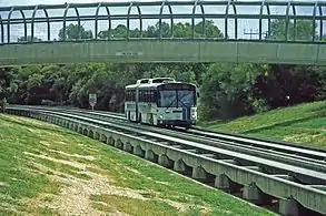 Die O-Bahn Adelaide in Australien