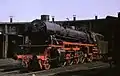 DB-Baureihe 41 (042) vor dem Rundschuppen