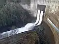 Hochwasserentlastung in Betrieb (26. Dezember 2023)