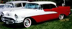 Oldsmobile 88 Holiday-Hardtop Zweitürer (1955)