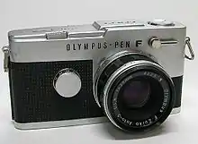 Olympus Pen FT, das Designvorbild der E-P5