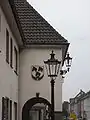 Kuhtor mit Wappen