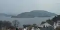 Festung Oscarsborg vom östlichen Ufer des Fjordes aus gesehen