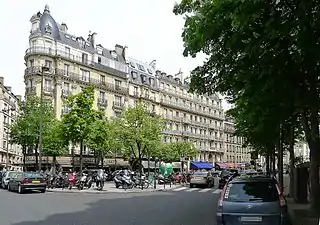 Platz vor Nr. 20
