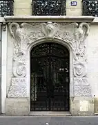 Nr. 30: Eingang im Jugendstil