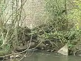 Reste des verfallenen Mühlrades