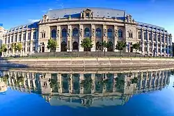 Justizpalast