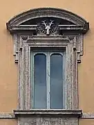 Fenster mit Hirschkopf