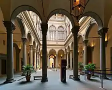Innenhof des Palazzo Strozzi