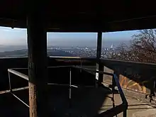 Panoramablick von der hinteren Ruine Wartenberg (aus demTurm) in Muttenz zum Bruderholz und nach Basel