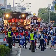 Paradewagen beim Nagoya Port Festival