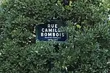Straßenschild Rue Camille-Bombois