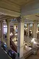 Atrium mit Prachttreppe