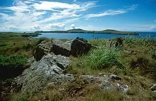 Küste bei St. David’s mit Ramsey Island, der nördlichen Begrenzung der St. Brides Bay