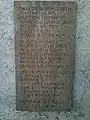 Auf den Friedhof bezogenes Gedicht Heinrich Pestalozzis an der Fassade des Bergkirchlis