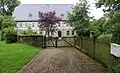 Eingang zum Pfarrhaus