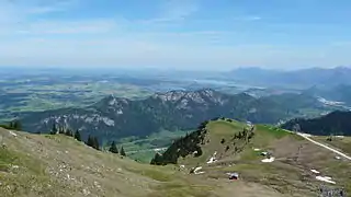 Blick vom Breitenberg nach Nordosten, hinweg über den Falkensteinkamm
