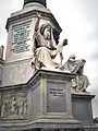 Sockelfigur Ezechiel mit lateinischem Zitat PORTA HAEC CLAVSA ERIT (Ez 44,2 EU)