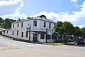 Das Pig & Whistle Hotel & Pub an der Kreuzung Trappes Street und Kowies Road