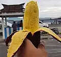 'Pisang Tongkat Langit', geschält