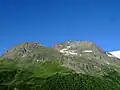 Sicht auf den Piz Varuna mit dem Curnasel und dem Piz Canton von Osten (Alp Grüm)