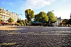 Place des Ternes im August 2011