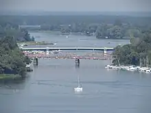 Blick auf die Plauer Brücke; im Hintergrund die Westhavellandbrücke