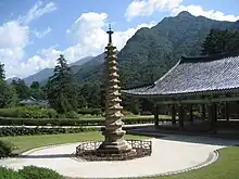 Myohyang-san und die Relikte im und rund um den Berg