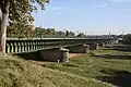 Blick von Saint-Firmin nach Briare bei niedrigem Wasserstand