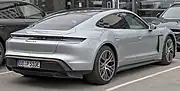 Porsche Taycan 4S, Heckansicht