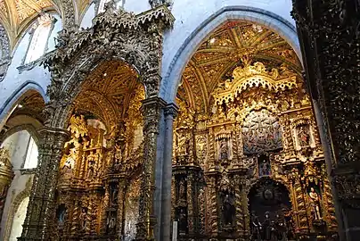 Rechte Seitenaltäre in São Francisco, Porto