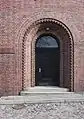 Historisches Portal am Direktorenhaus vor der Sanierung (2013).
