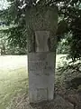 Denkmal Bombenopfer auf Massengräbern auf Neuem Friedhof