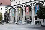 Fassade des Prešeren-Theaters Kranj (Prešernovo gledališče)