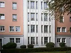 Fassadengliederung(113a und 114)