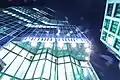 Prime Tower Haupteingang bei Nacht.