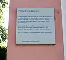 Informationstafel an der Nordwestecke des Gartenpalais