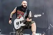 Lead-Gitarrist Adam Phillips