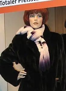 Kaninschal (chinesische Arbeit, 2009)