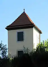 Weinbergspavillon, von der Jägerhofstraße aus