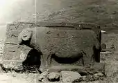 Grabstein mit dem Relief eines Widders auf dem ehemaligen muslimischen Friedhof, 1920er Jahre.
