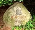 Gedenkstein an der Blüchereiche (aus den 1970er Jahren)