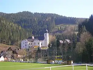 Kirchenviertel mit Pfarrkirche Ratten