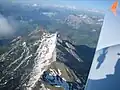 Rautispitz links und Wiggis am Ende der Gratlinie aus Westen aus dem Flugzeug aufgenommen