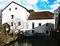 Die Einläufe zu den Turbinen des Kraftwerks