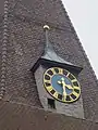 Uhrenwimperg am Turm