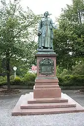 Denkmal für Karl Kaspar Reitenberger nahe der Kolonnade
